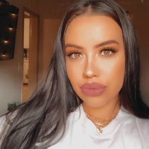 Meet your Posher, Kay